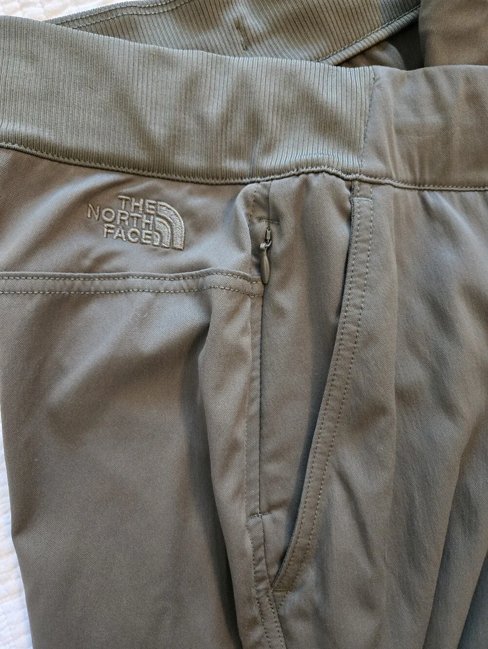 The North Face Aphrodite Joggers, Taupe Green, Size XL